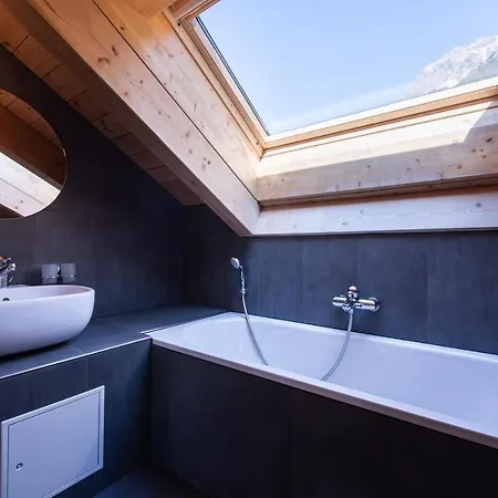 Aquila 7 Penthouse * Wengen