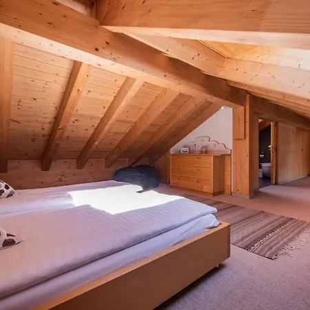 Aquila 7 Penthouse *