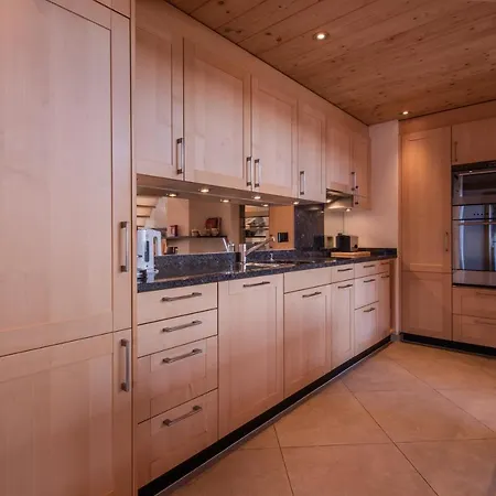 Aquila 7 Penthouse