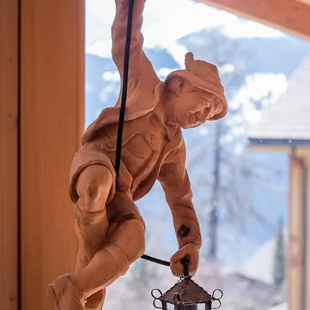 Aquila 7 Penthouse Apartamento Wengen