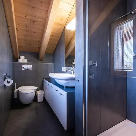 アパート Aquila 7 Penthouse